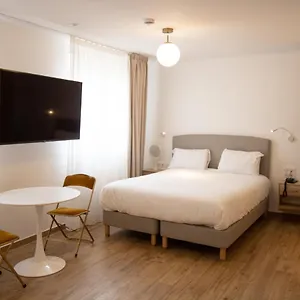 Otel Les Rebelles, Paris