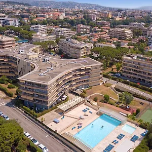 apts-pierre-et-vacances-heliotel-marine-st-laurent-du-var.fr-provencehotel.com/