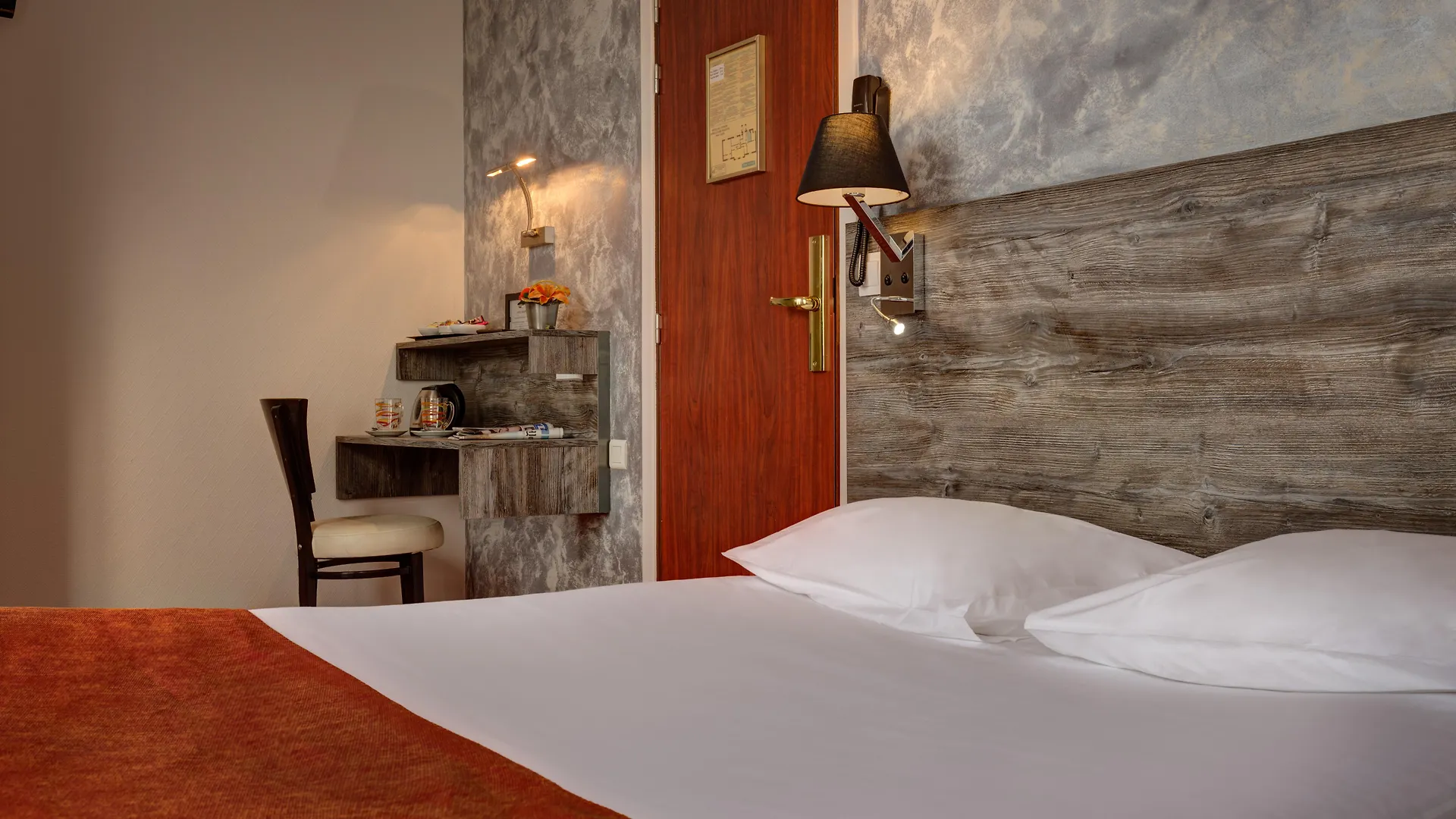 Hotel Lena Paris