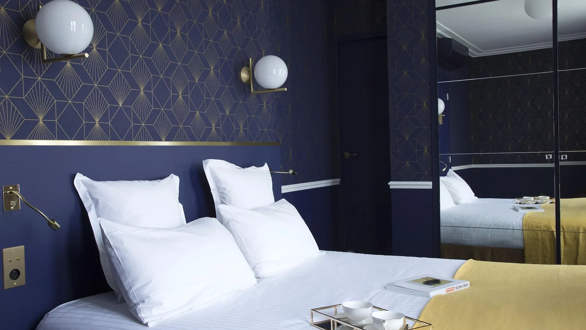 Hotel Lena Paris