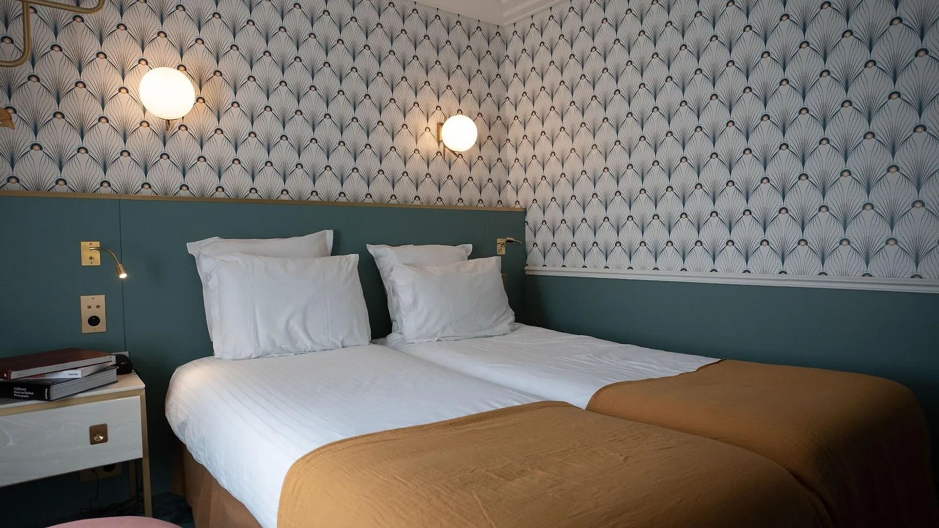 Hotel Lena Paris