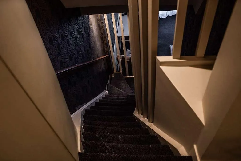 Hotel Lena Paris