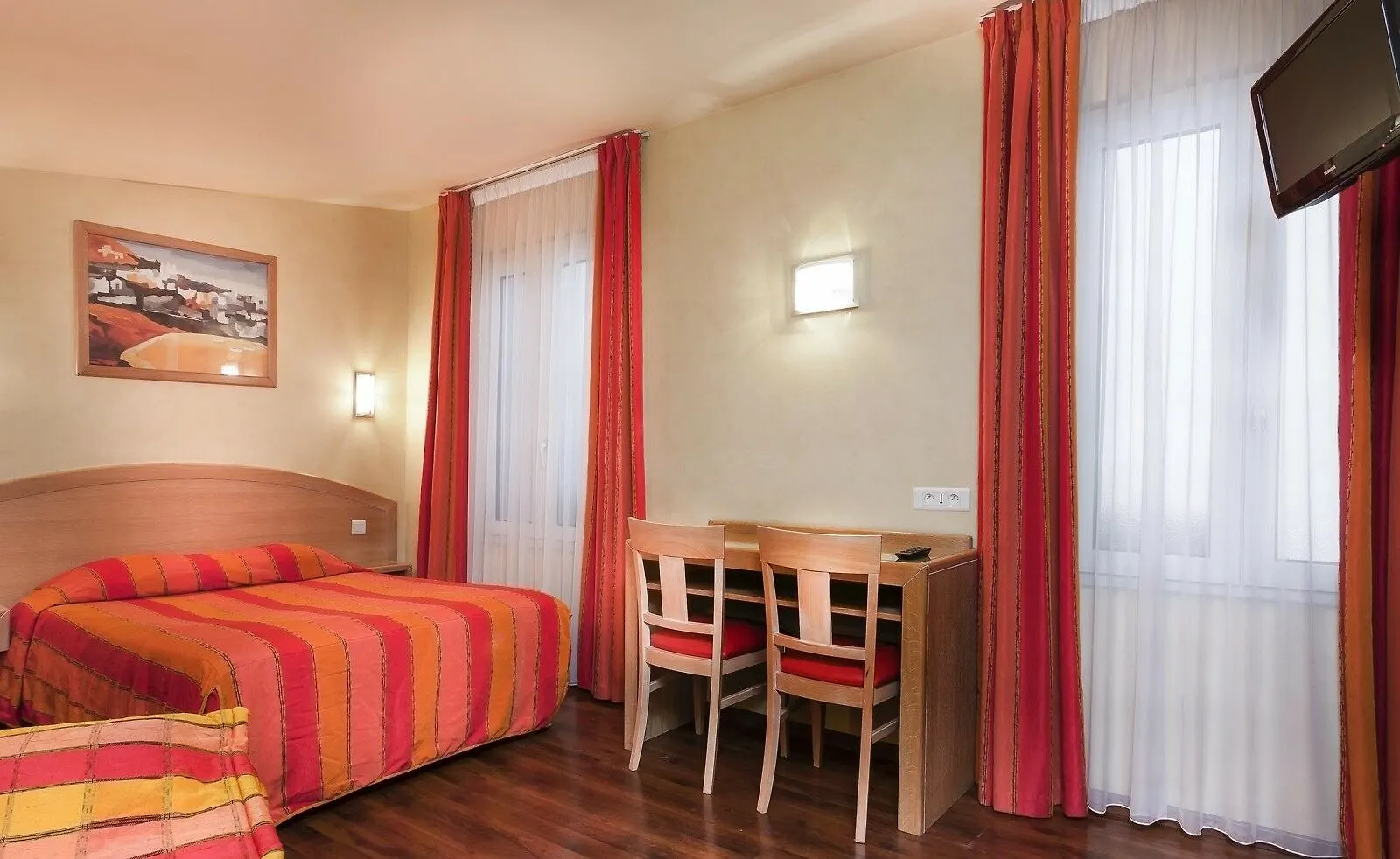 Hotel Lena Paris