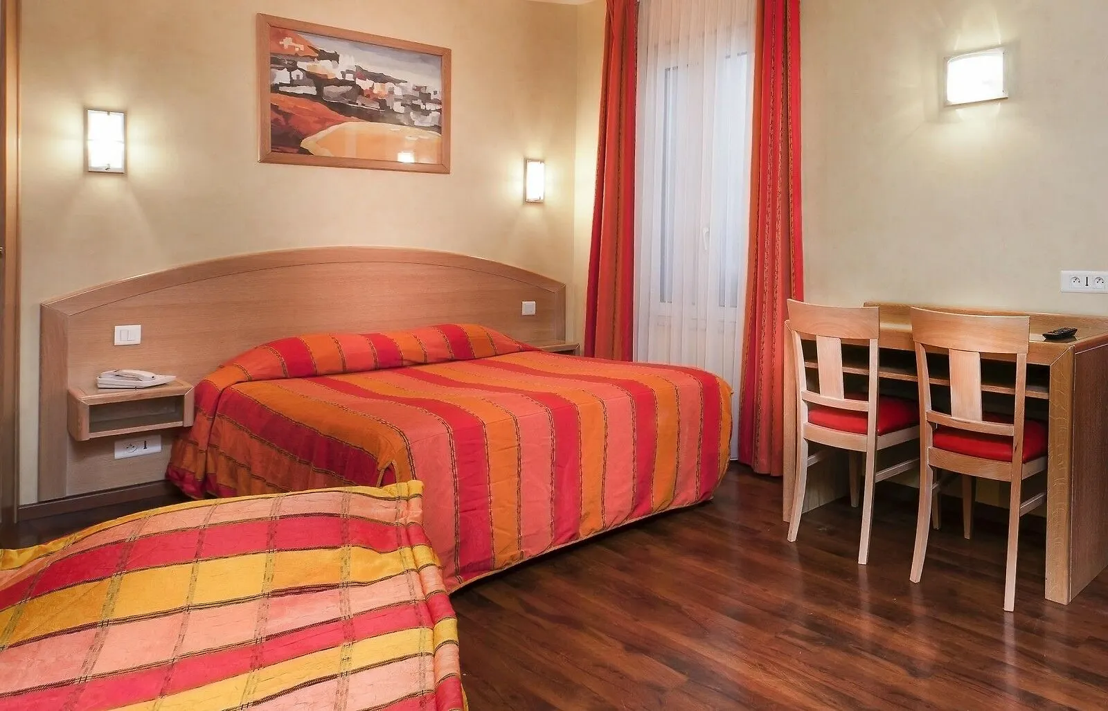 Hotel Lena Paris