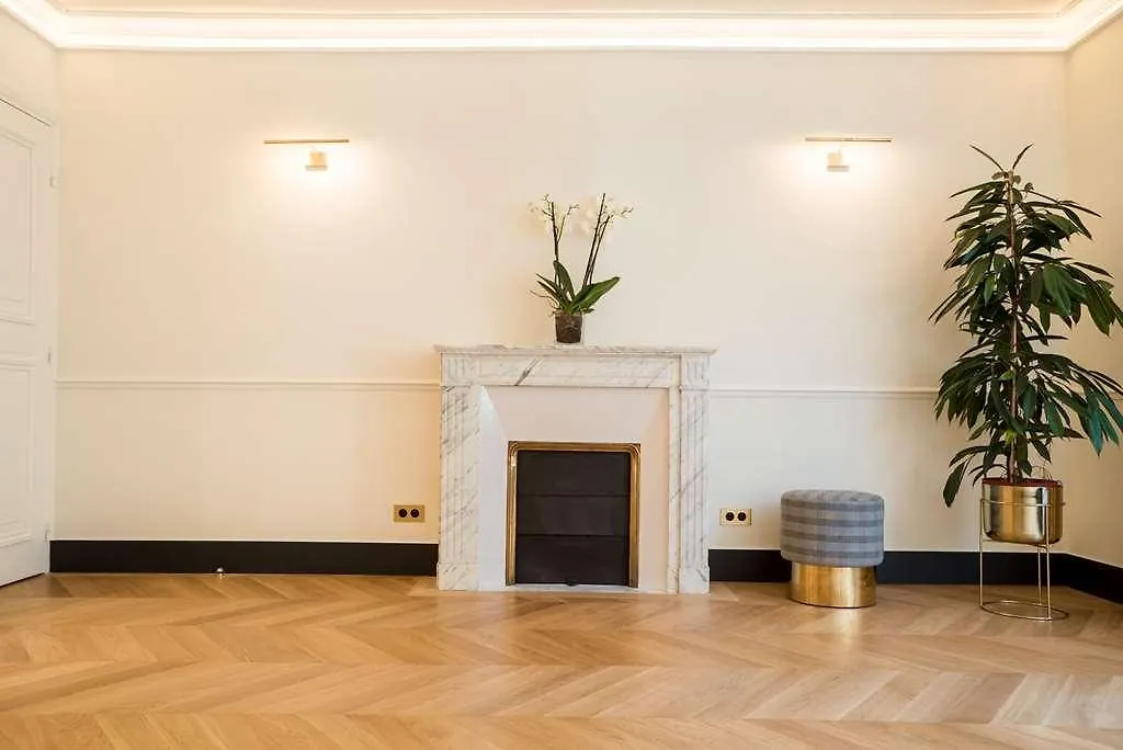 Hotel Lena Paris